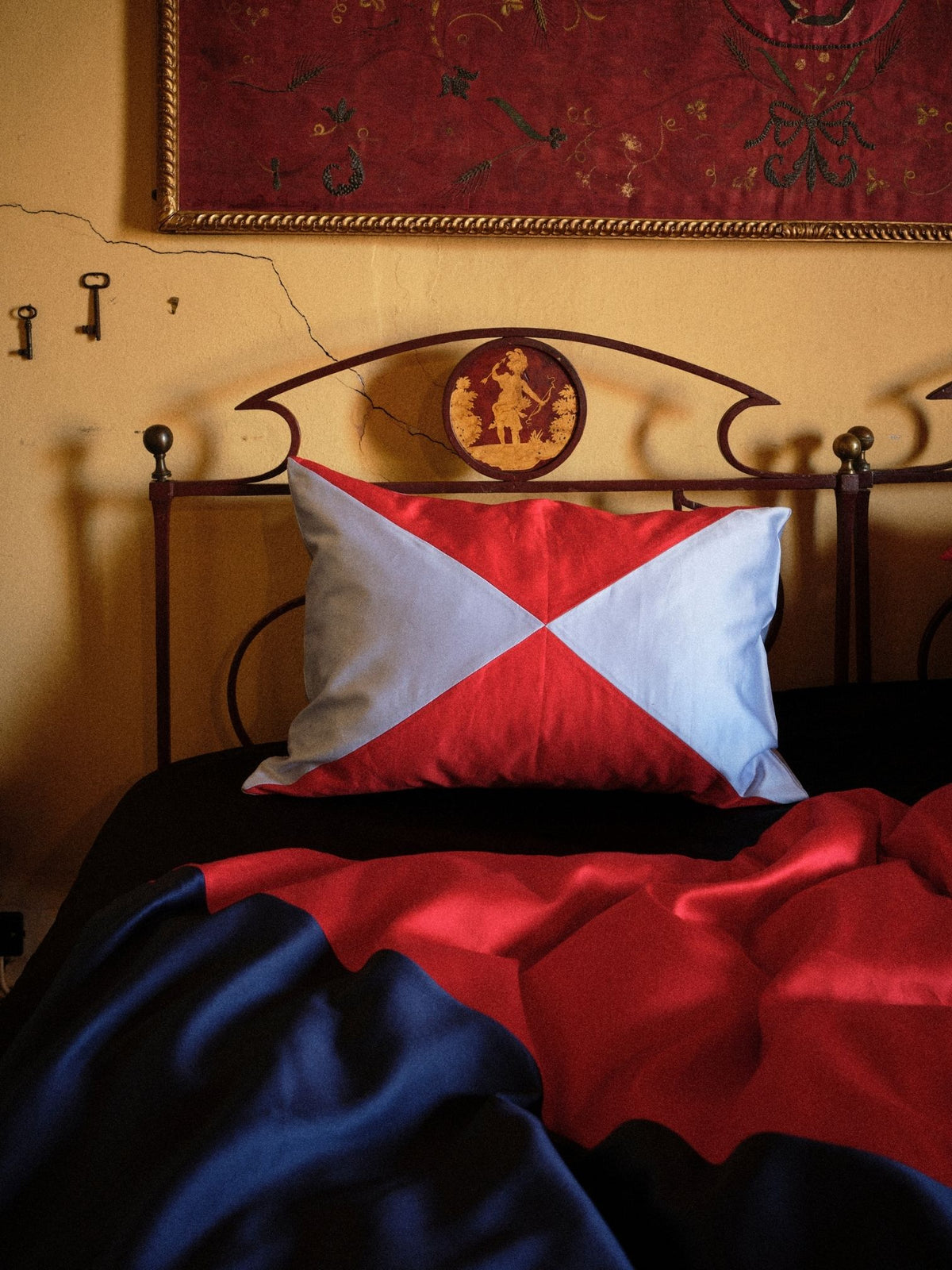 Magpie Pillowcase - Cardinal Red and Baby Blue