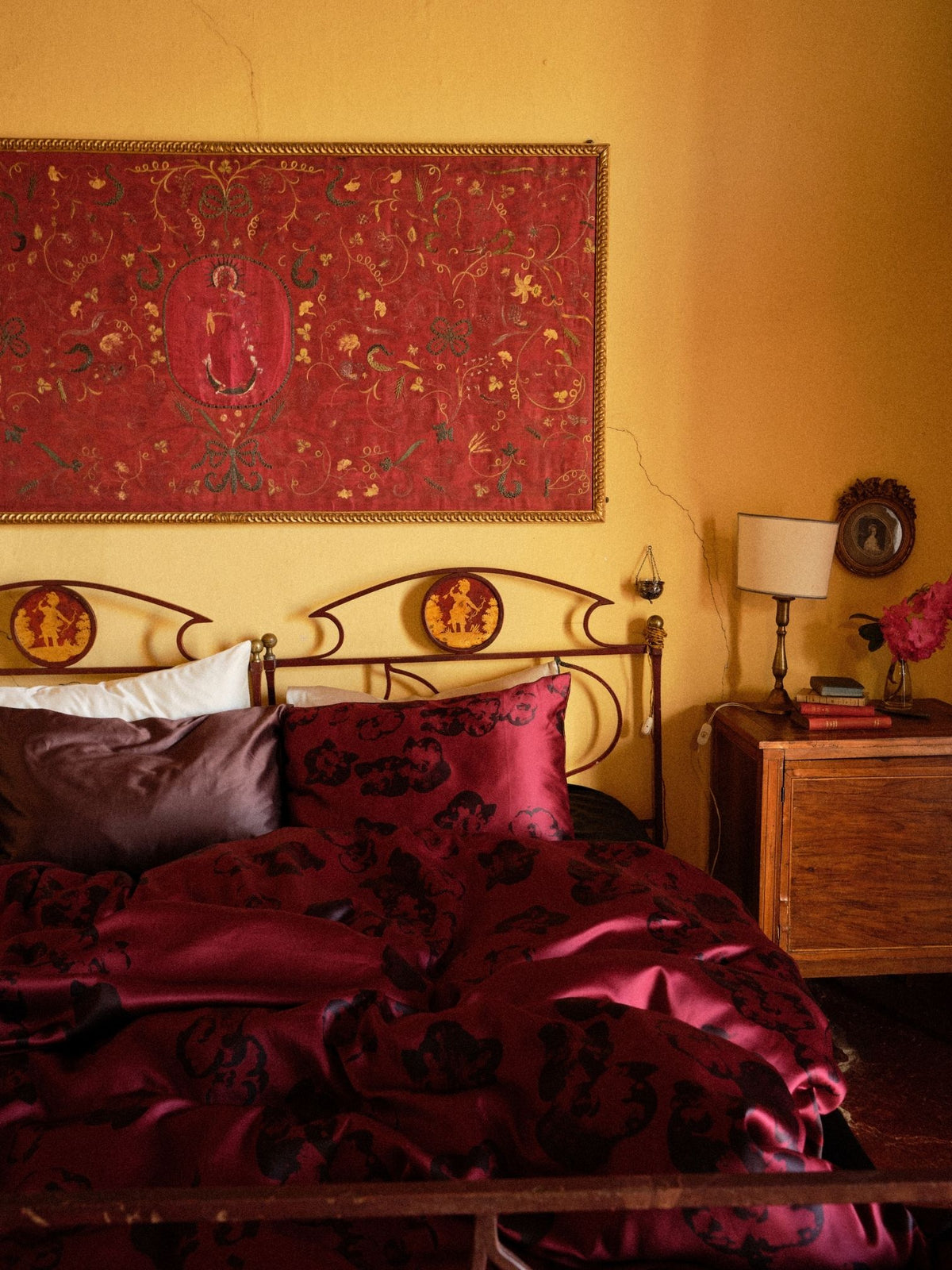 Jill Pillowcase - Chocolate Brown