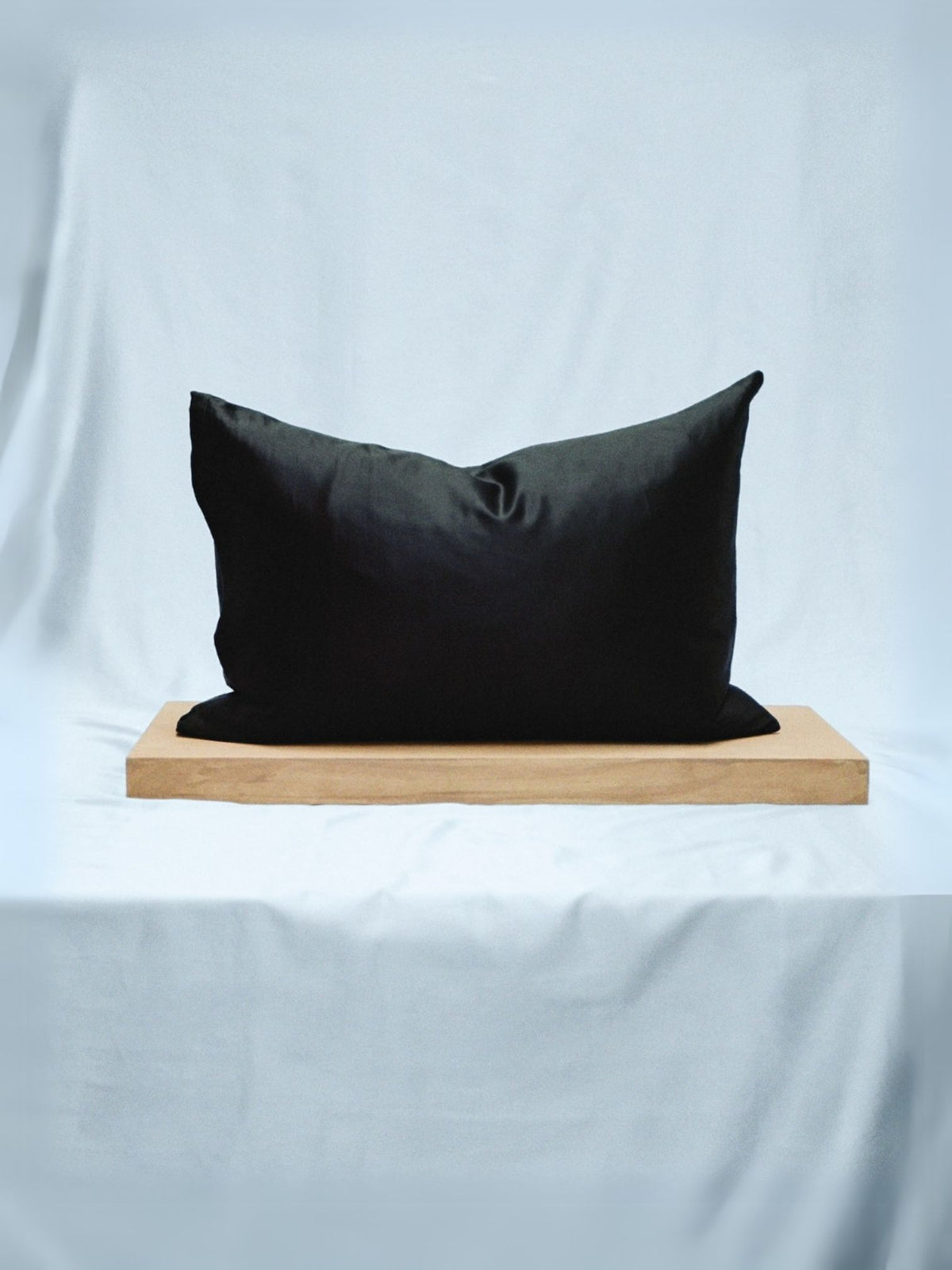 Jill Pillowcase - Midnight Black