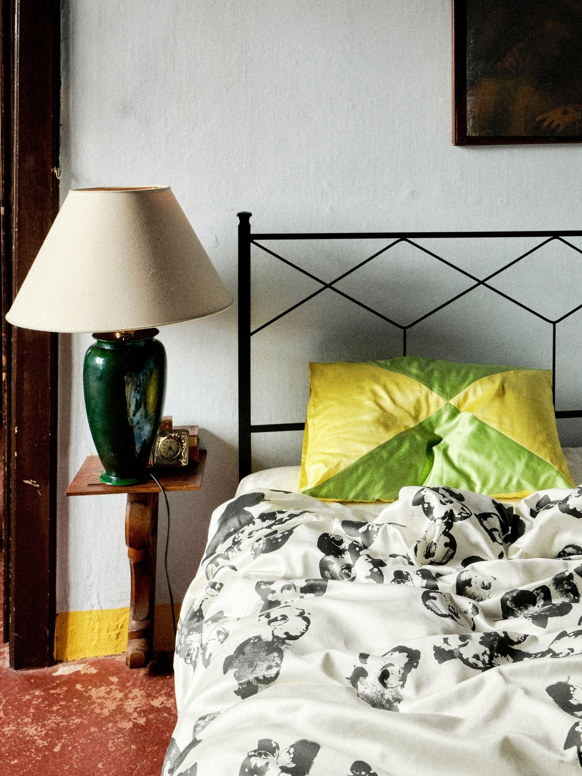 Magpie Pillowcase - Sorbet and Lime