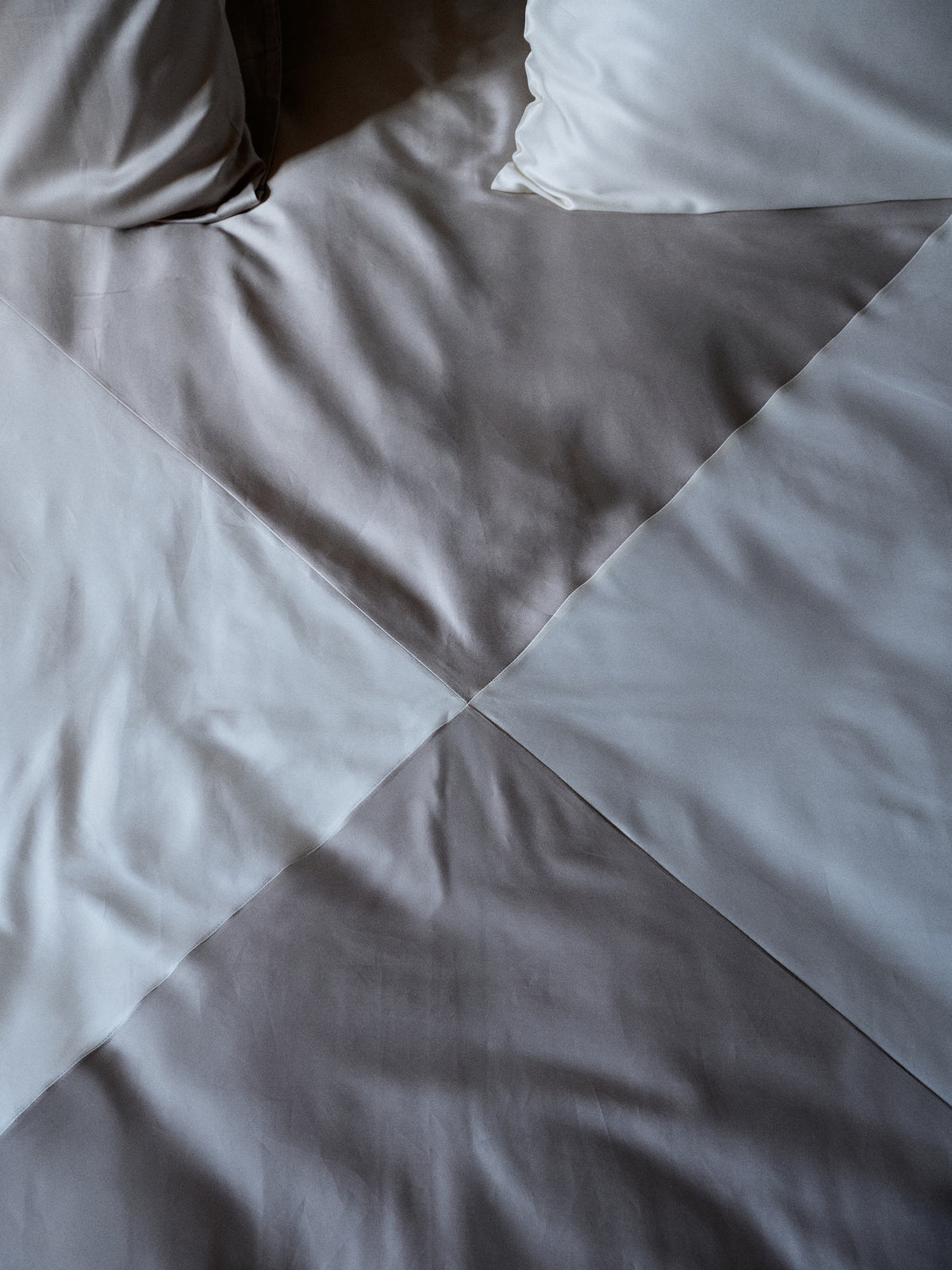 Magpie Duvet Cover - Armour Grey and Ivory