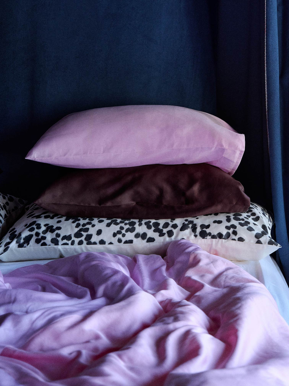 Jill Pillowcase - Candy Pink